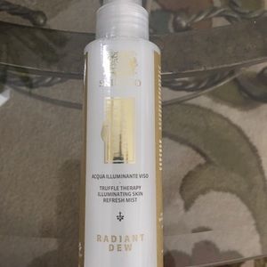 Truffle Therapy skin refresh mist